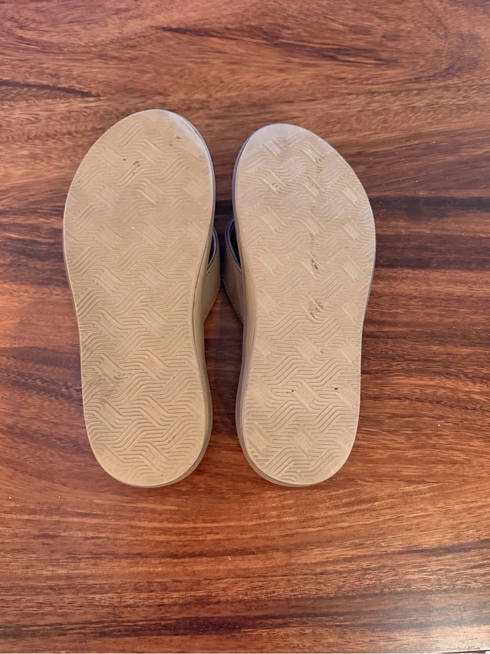 Reef Men’s Taupe Flip Flop Sandals Phantom Nias size 8